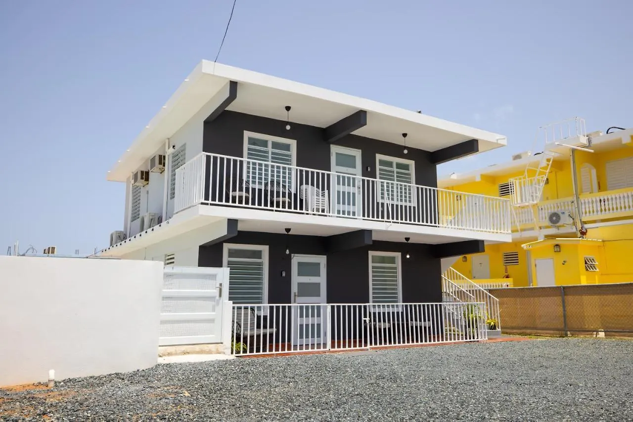 R&V Combate Beach House, 2Nd Floor With Pool 카보조로 0*,