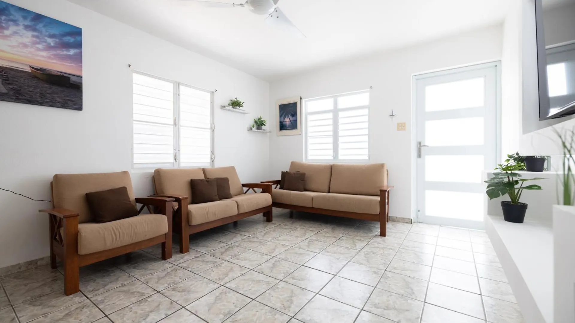 R&V Combate Beach House, 2Nd Floor With Pool 카보조로 아파트